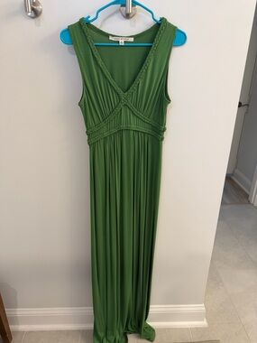 Max Studio Maxi dress. Size S. Green color.